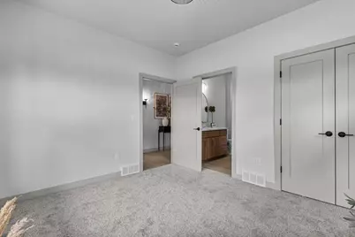 541 Security Boulevard, Green Bay, WI 54313 - Photo 18