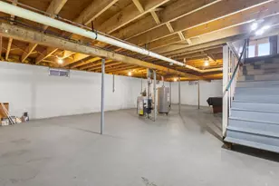 439 Monroe St, Oconto, WI 54153 - Photo 36