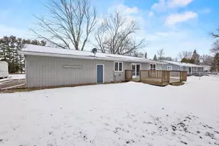 439 Monroe St, Oconto, WI 54153 - Photo 44