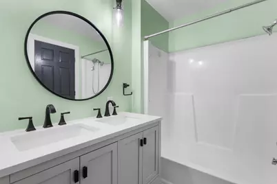 439 Monroe Street, Oconto, WI 54153 - Photo 28