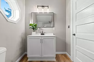 1127 W College Ave, Appleton, WI 54914 - Photo 34