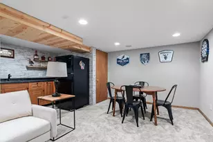 978 Evans St, Neenah, WI 54956 - Photo 20