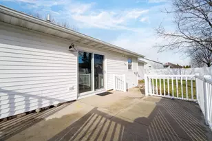 1820 Basswood Ln, Little Chute, WI 54140 - Photo 30