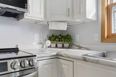 1820 Basswood Lane, Little Chute, WI 54140 - Photo 10