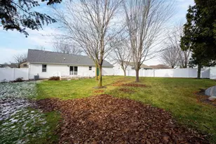 1820 Basswood Ln, Little Chute, WI 54140 - Photo 28