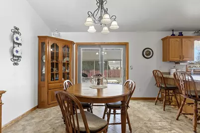 1615 Shallow Creek Court, Green Bay, WI 54313 - Photo 8