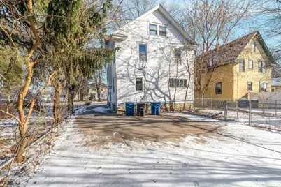 1641 Jackson Street, Oshkosh, WI 54901 - Photo 2