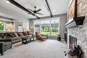 668 White Pne Ct, Little Suamico, WI 54171 - Photo 10