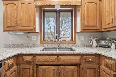 109 Nicole Lane, Wrightstown, WI 54180 - Photo 8