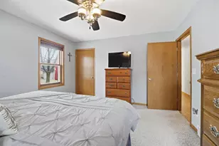 109 Nicole Ln, Wrightstown, WI 54180 - Photo 14