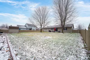 109 Nicole Ln, Wrightstown, WI 54180 - Photo 28