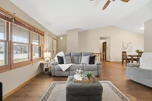 109 Nicole Ln, Wrightstown, WI 54180 - Photo 4