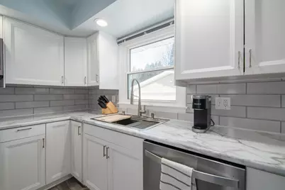 1850 Knapp Street, Oshkosh, WI 54902 - Photo 6