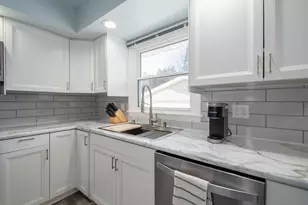 1850 Knapp St, Oshkosh, WI 54902 - Photo 6