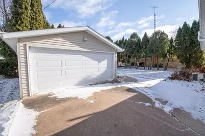 1850 Knapp Street, Oshkosh, WI 54902 - Photo 18