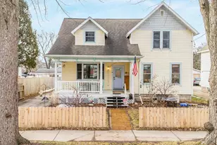 517 S Locust St, Appleton, WI 54914 - Photo 2