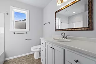 1735 Red Oak St, Green Bay, WI 54313 - Photo 20