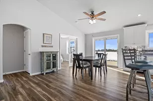 1735 Red Oak St, Green Bay, WI 54313 - Photo 8