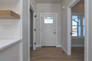 2041 Red Fox Ln, Kaukauna, WI 54130 - Photo 4