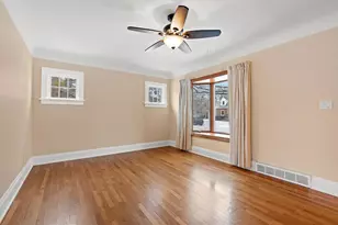 714 Maple St, Neenah, WI 54956 - Photo 2