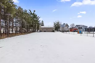 703 Depot St, Manawa, WI 54949 - Photo 12