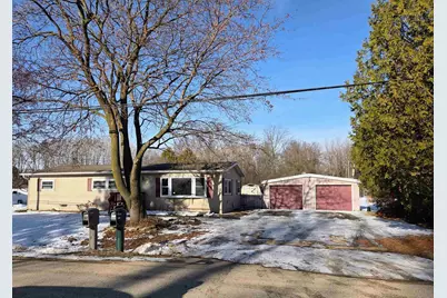 W7618 Poplar Road, Shawano, WI 54166 - Photo 2