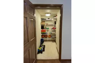 1713 Oak Hollow Ln, Neenah, WI 54956 - Photo 10