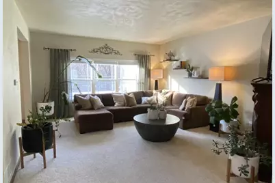 1713 Oak Hollow Lane, Neenah, WI 54956 - Photo 6