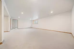 2564 N Stellita Cir, De Pere, WI 54115 - Photo 40