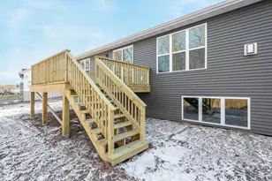 2564 N Stellita Cir, De Pere, WI 54115 - Photo 44