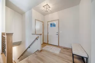 2564 N Stellita Cir, De Pere, WI 54115 - Photo 18