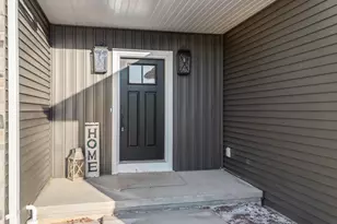 2564 N Stellita Cir, De Pere, WI 54115 - Photo 48