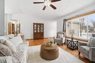 N9555 Chadbury Ln, Appleton, WI 54915 - Photo 4