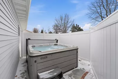 N9555 Chadbury Lane, Appleton, WI 54915 - Photo 38