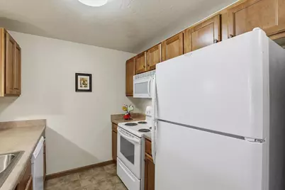 400 N Richmond Street, Appleton, WI 54911 - Photo 10