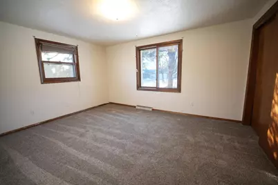 530 Lorraine Lane, Green Bay, WI 54311 - Photo 10