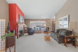 1105 Faversham Way, Green Bay, WI 54313 - Photo 6