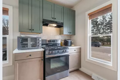 164 Jefferson Street, Berlin, WI 54923 - Photo 2