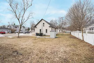 164 Jefferson St, Berlin, WI 54923 - Photo 24