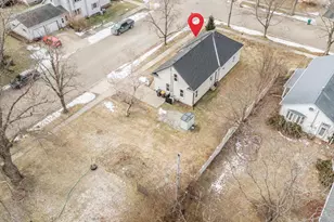 164 Jefferson St, Berlin, WI 54923 - Photo 32