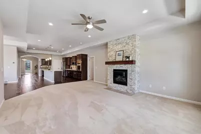 210 N Bedford Road, Green Bay, WI 54311 - Photo 10