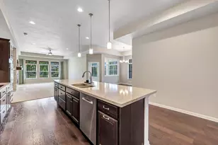 210 N Bedford Rd, Green Bay, WI 54311 - Photo 8