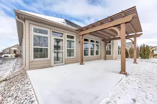 210 N Bedford Rd, Green Bay, WI 54311 - Photo 40