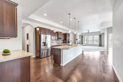 210 N Bedford Road, Green Bay, WI 54311 - Photo 6