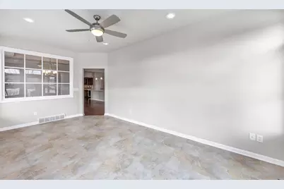 210 N Bedford Road, Green Bay, WI 54311 - Photo 16