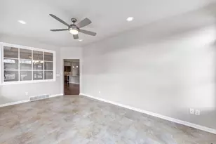 210 N Bedford Rd, Green Bay, WI 54311 - Photo 16