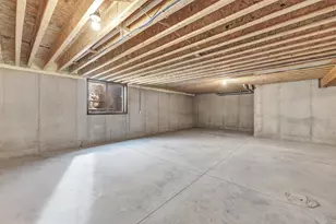 210 N Bedford Rd, Green Bay, WI 54311 - Photo 34