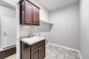 210 N Bedford Rd, Green Bay, WI 54311 - Photo 22