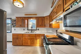 1512 13th Ave, Green Bay, WI 54304 - Photo 12