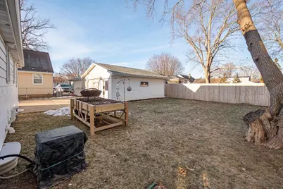 1512 13th Avenue, Green Bay, WI 54304 - Photo 6